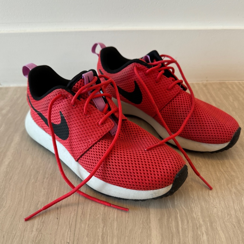 Nike roshe youth golf sneakers - Like New, Sz 3Y